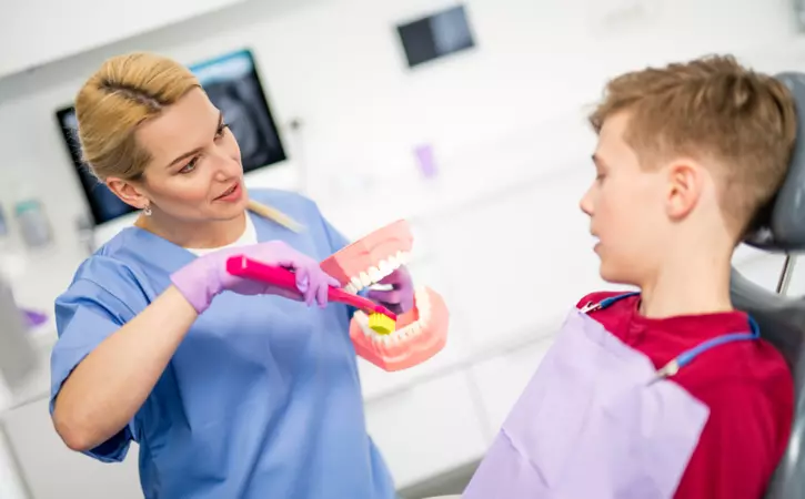 Bezoek aan tandarts of mondhygiënist